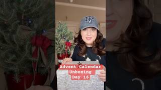 Day 16! Advent Calendar Unboxing 2025 #yslbeauty #lancôme #adventcalendar2025
🎄 Advent Calendar Unboxing – Day 16! ✨
Welcome back to Day 16 of my luxury advent countdown! 🎀
Today we’re opening the next doors in the YSL Beauty and Lancôme advent calendars.
Will Day 16 give us a flawless mini, a glow-boosting skincare treat, or a surprise we didn’t see coming? 👀🎁
Let’s unbox, swatch, test, and see which brand steals the win today!
Daily beauty, daily surprises, daily glam. 💋✨
Follow + subscribe for more festive unboxings 🎄🎀
#Shorts #AdventCalendar #YSLBeauty #Lancome #BeautyUnboxing #HolidayCountdown #LuxuryBeauty #SkincareMagic Day 16! Advent Calendar Unboxing 2025 #yslbeauty #lancôme #adventcalendar2025