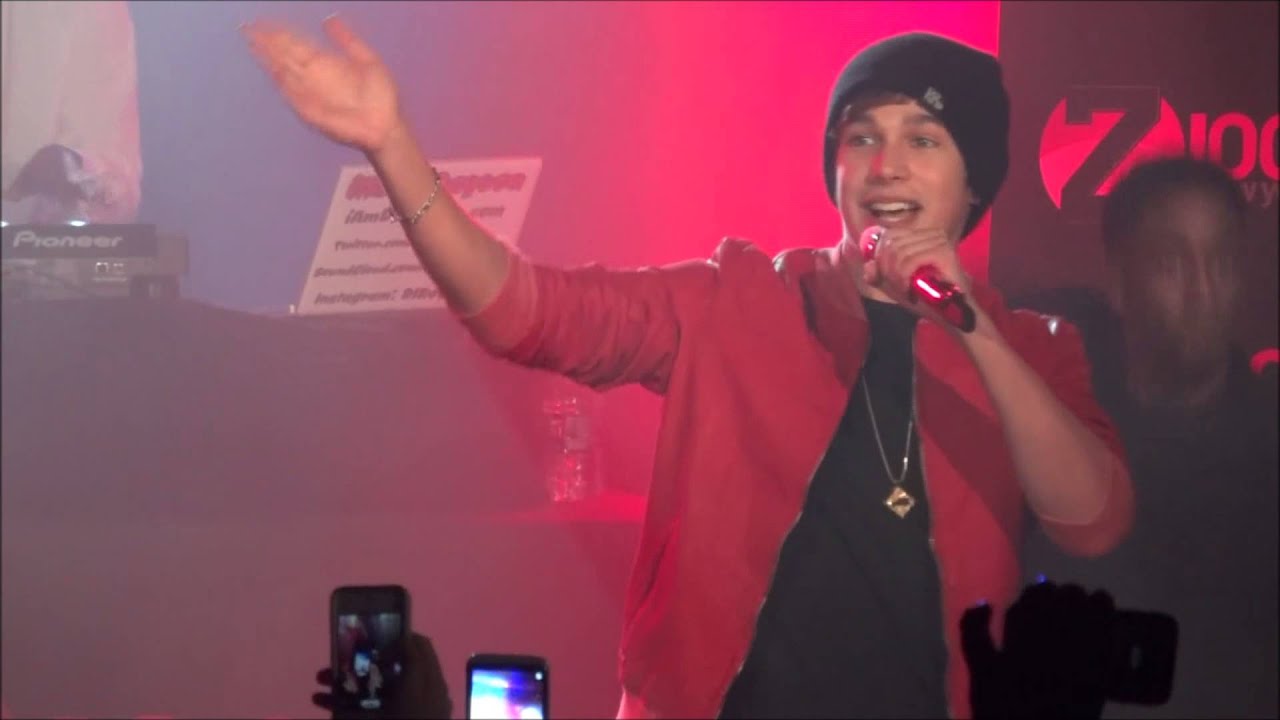 Austin Mahone- Say Something Live In NYC