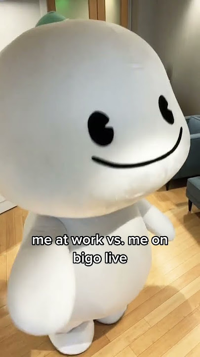 Me at work vs me on bigo live #bigo