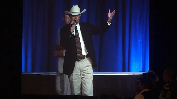 Auctioneer Champion Ron Kreis at NAA