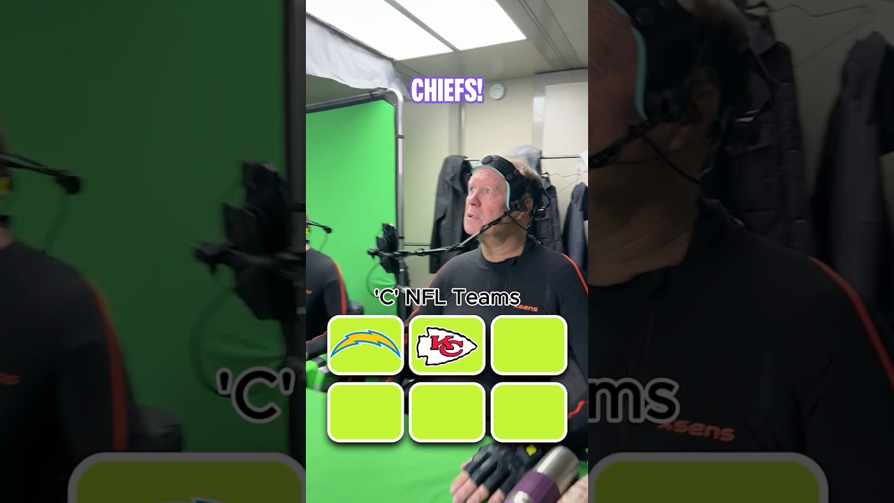 real life spongebob & patrick play NFL trivia! 🧽⭐️