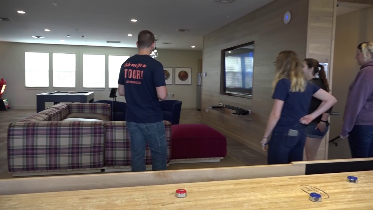 Lakeside Commons offers SUNY Oswego students new luxury apartments