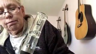 A review of the CLOUD V vaporizer and the Dabado BOLT