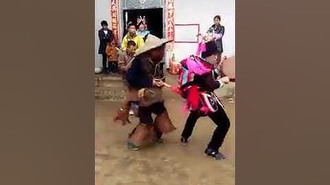 Phong thuc tập quán của người dao