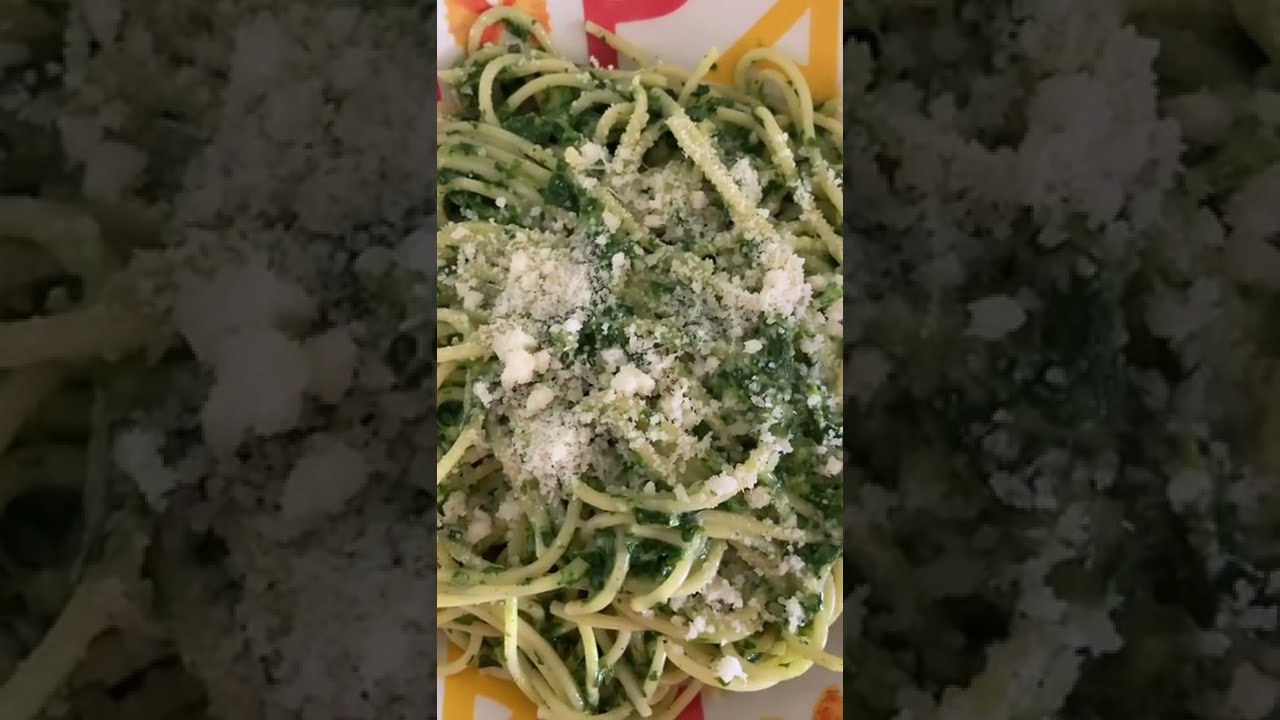 Gesund und günstig essen: Spaghetti in Spinatsoße - YouTube Gesund und günstig essen: Spaghetti in Spinatsoße - YouTube