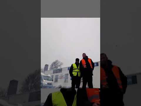 Gilet Jaune Sur Livron Sur Drôme Jai Fait Un Montage Vidéo