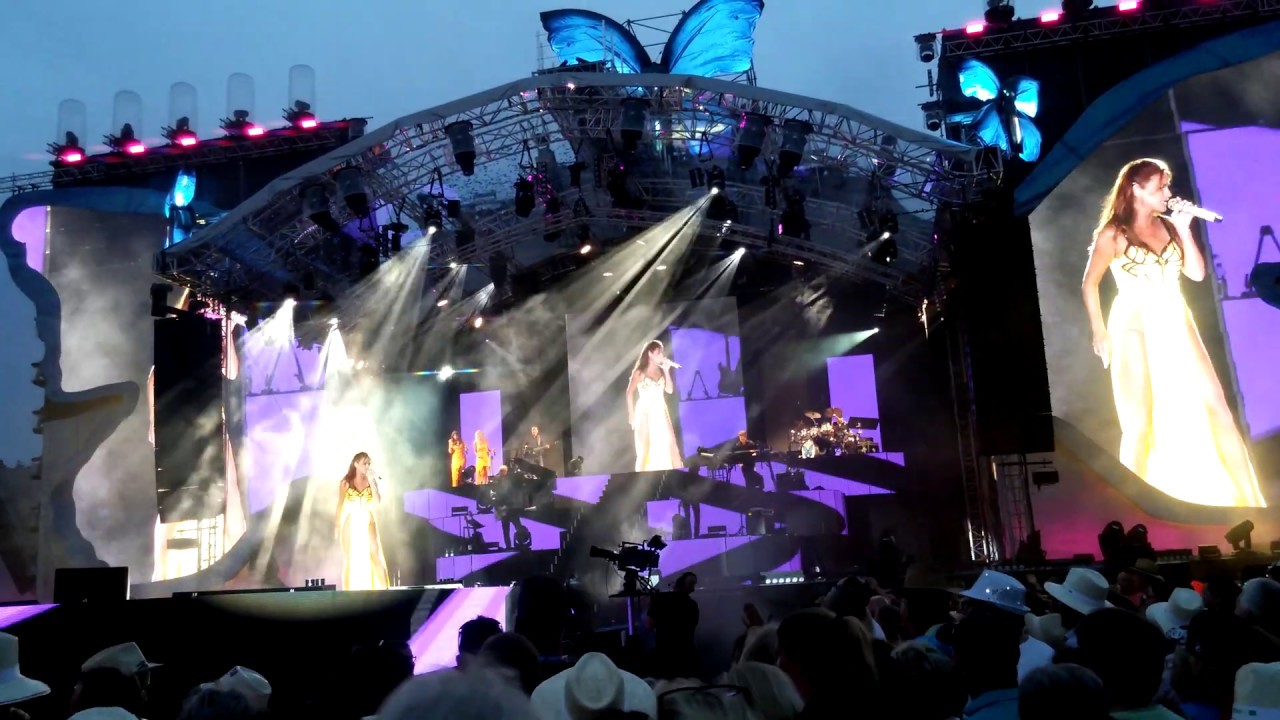 Andrea Berg 13. Heimspiel  2018 4K UHD Live Party in der Mechatronik Arena im Fautenhau