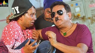 Watch maa ka laadla hyderabadi movie comedy scenes, starring farukh
khan, gullu dada, akber bin tabar & others. story, screenplay
dialogues by khan....