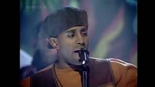 K7 - COME BABY COME (Live)