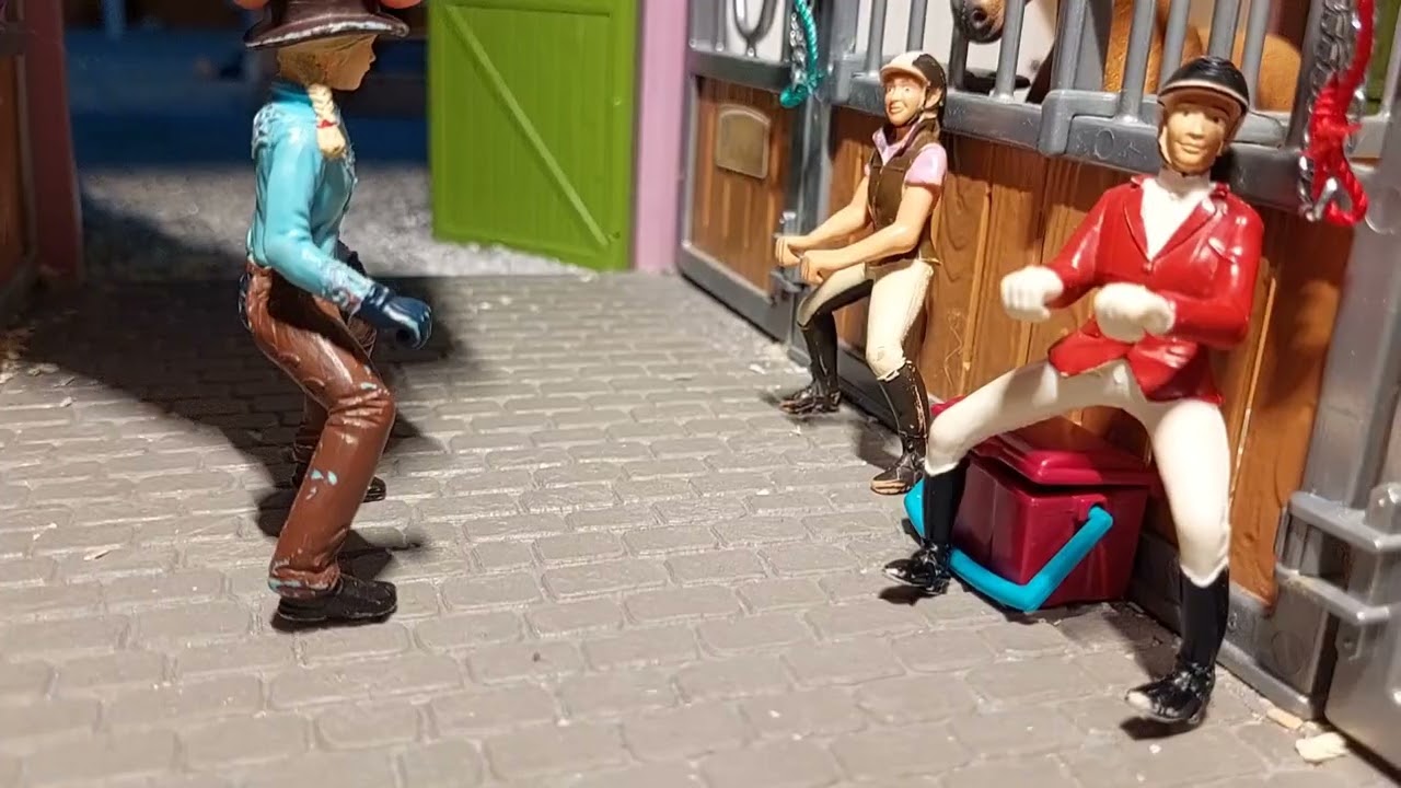 kuka tuolta tulee?  | joulukalenteri osa 1 | Kateus|