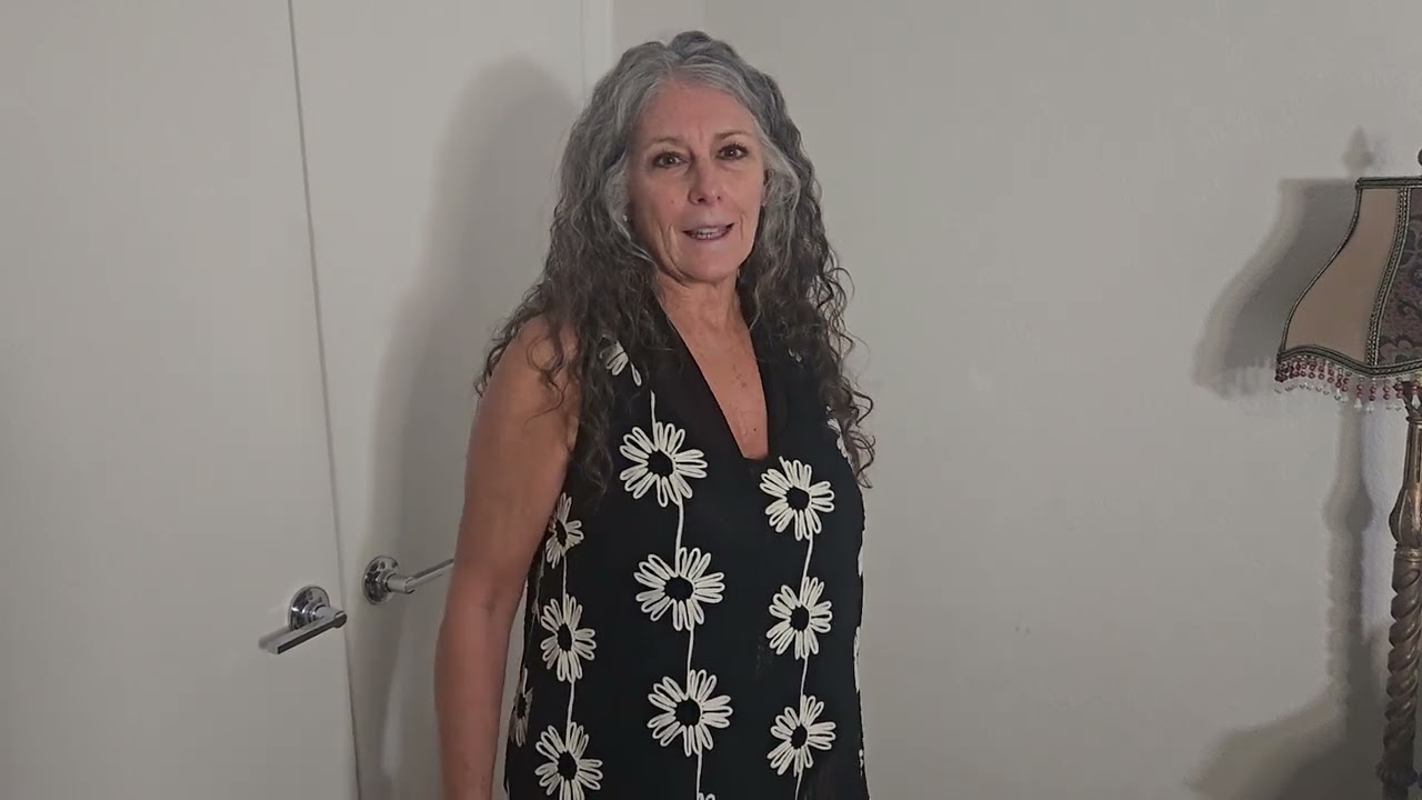 Blooming Jelly Crochet Floral Sleeveless Cover up! So Cute!