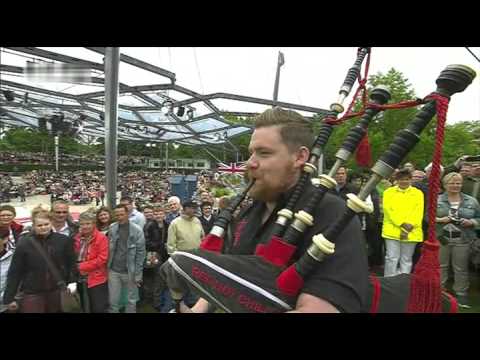 At søge tilflugt Rettsmedicin skyld The Red Hot Chilli Pipers - Wake Me Up Avicii 2015 - YouTube