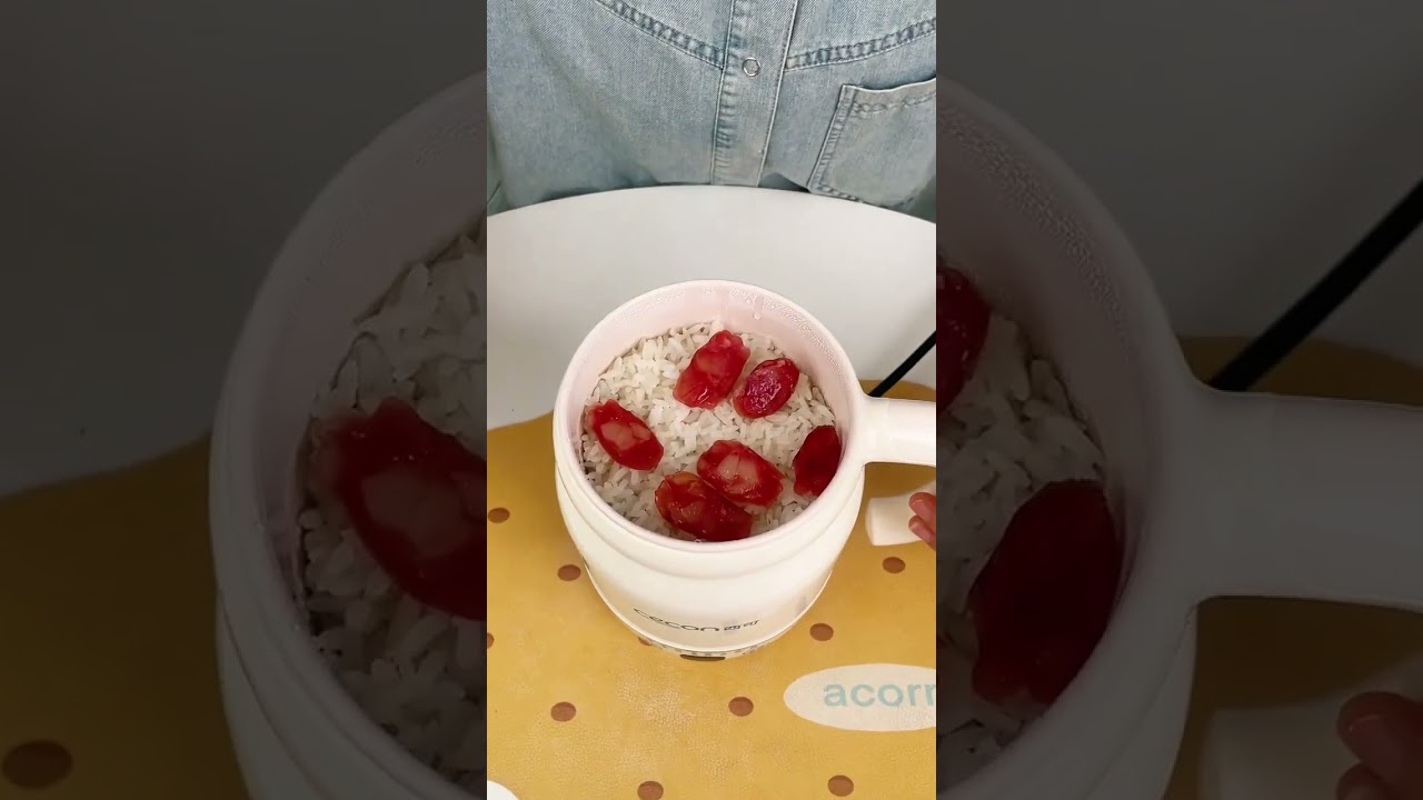 I didn't expect that the electric stew cup my mother bought is so easy to use, it has many funct