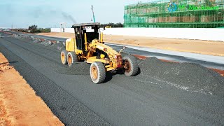 The Impossible Process Grader Spreading Gravel Making Roads Techniques Leveling & Trimming Skills