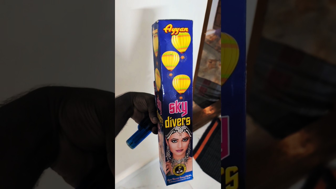 Ayyan Fireworks - Skydivers Parachute Skyshot From Rathinam Crackers 🎆🎇🔥