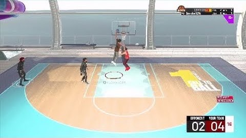 This "2-WAY SLASHING PLAYMAKER" is the BEST BUILD in NBA 2K22 CURRENT GEN