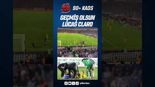 Talihsiz Şekilde Sakatlanan Luccas Claro, Sahayı Sedyeyle Terk Etti Üpspor