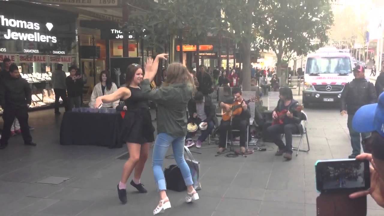 La Rumba - Awesome Band in Melbourne's Bourke St Mall