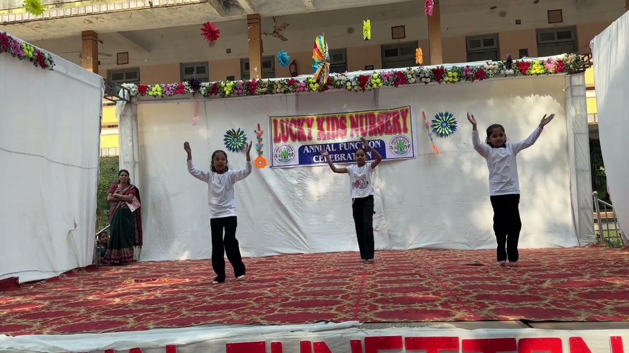 40. Abacus dance girls 