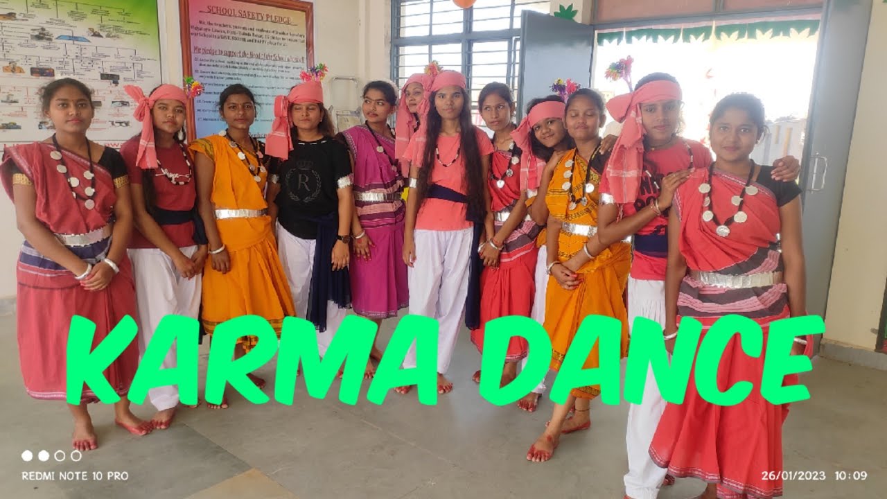 Karma Group Dance by 11th class girls of Jnv Baloda bazara|| lawan ...