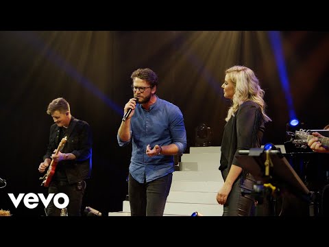 Demi Lee Moore, Riaan Benadé – There Was Jesus (Live @ MGG Productions / 2020)