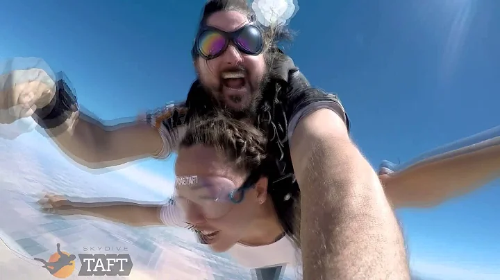 Cynthia Saldana Skydive Taft.