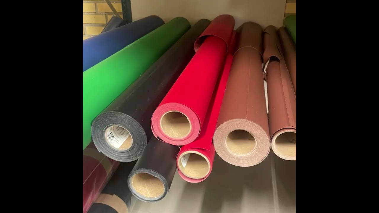 Skind, lærred og specialpapir til indbinding af bøger - forskellige fonte til tryk på bøger