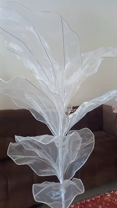 Download lagu giant flower organza