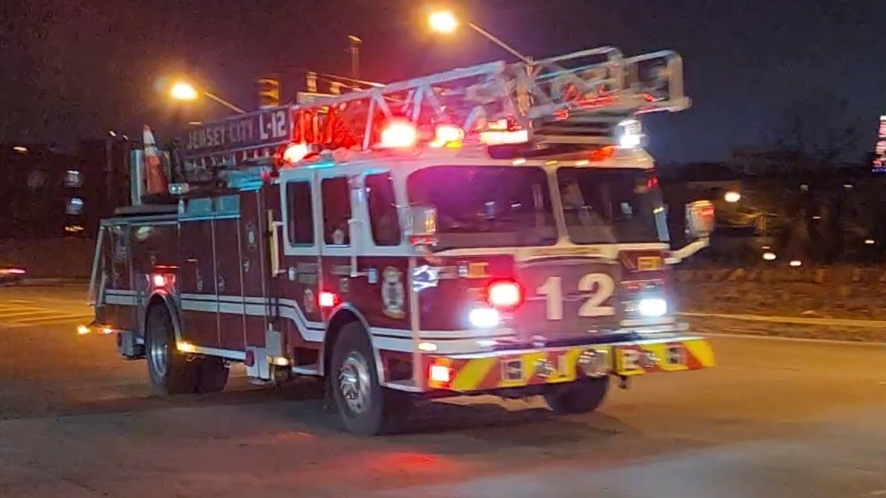 Jersey city Nj Fire Department Ladder 12 Responding 122422 YouTube
