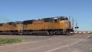 Union Pacific Rr Leads Wrecked Derailed Cars On Flat Cars East North Platte, Ne 92113