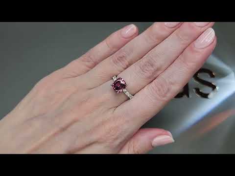 Ring with 3.16 carat pink tourmaline and diamonds in 18K white gold Video  № 2