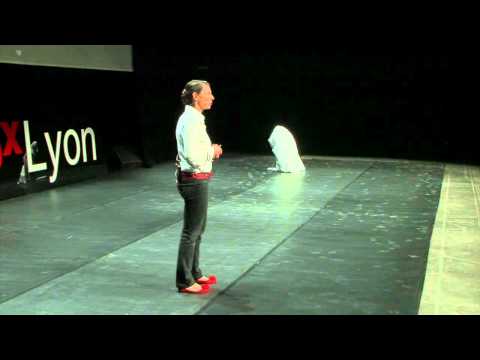 L'éducation positive: Claire Blondel at TEDxLyon