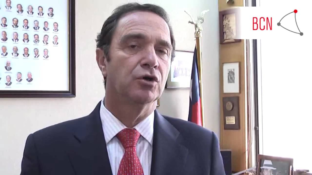 internacional escalação Senador Hernán Larraín: 