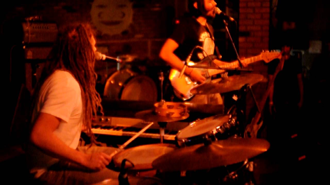 Strange Vine live at The Cellar Door Visalia,CA 5/13/11 YouTube