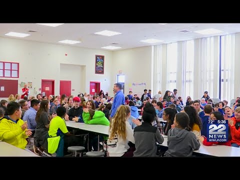 West Springfield Middle School principal gets a hero's welcome after winning on Wheel of Fortune