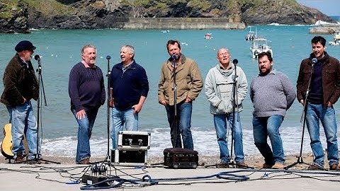 まさかの実話・漁師の歌なんか買うヤツいるか？映画『フィッシャーマンズ・ソング　コーンウォールから愛をこめて』予告編ショートver.