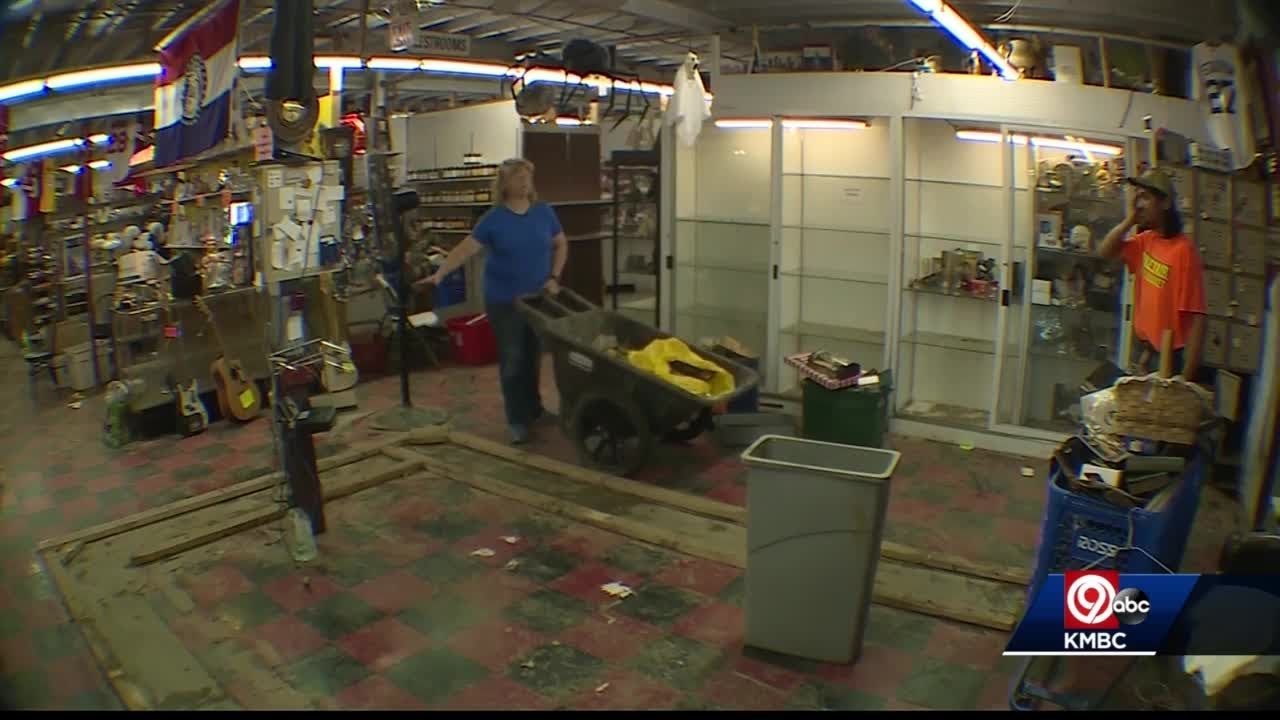 Harrisonville's Trade Fair Mall cleans up from flooding YouTube