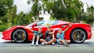 Ferrari Dunia bersama Vania dan Mania