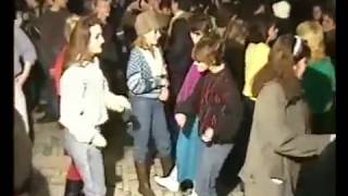 Дискотека 90-х В сельском клубе Дискотека 90-х В сельском клубе