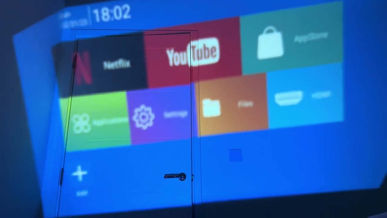 How to make my Lunoosh projector clearer?