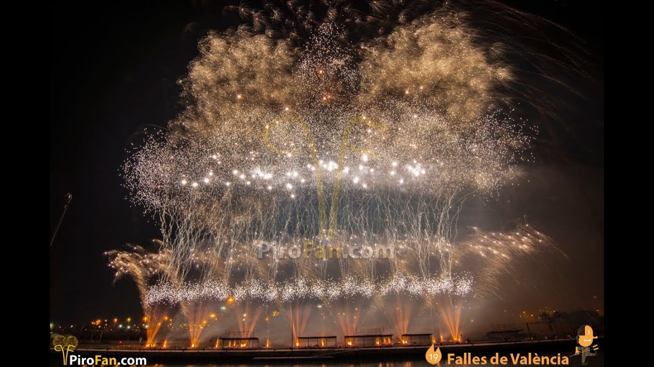 Mascletà Vertical Amstel Nit de les Falles 2019 - Ricardo Caballer RICASA