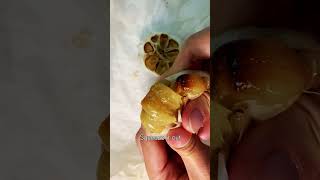 Air Fryer Cheesy Roasted Garlic Bread 🧄🥖