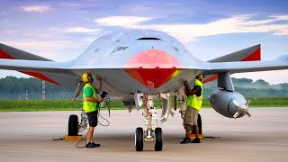 MQ-25A Completes First U.S. Navy Carrier Test and Refueling of F-35C, F/A-18 Hornet, and Navy E-2D.