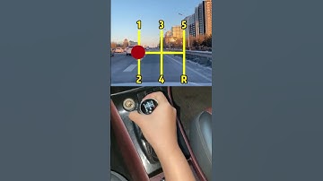 One trick to solve the problem of your car falling into a ditch!#driving #tips #skills #car