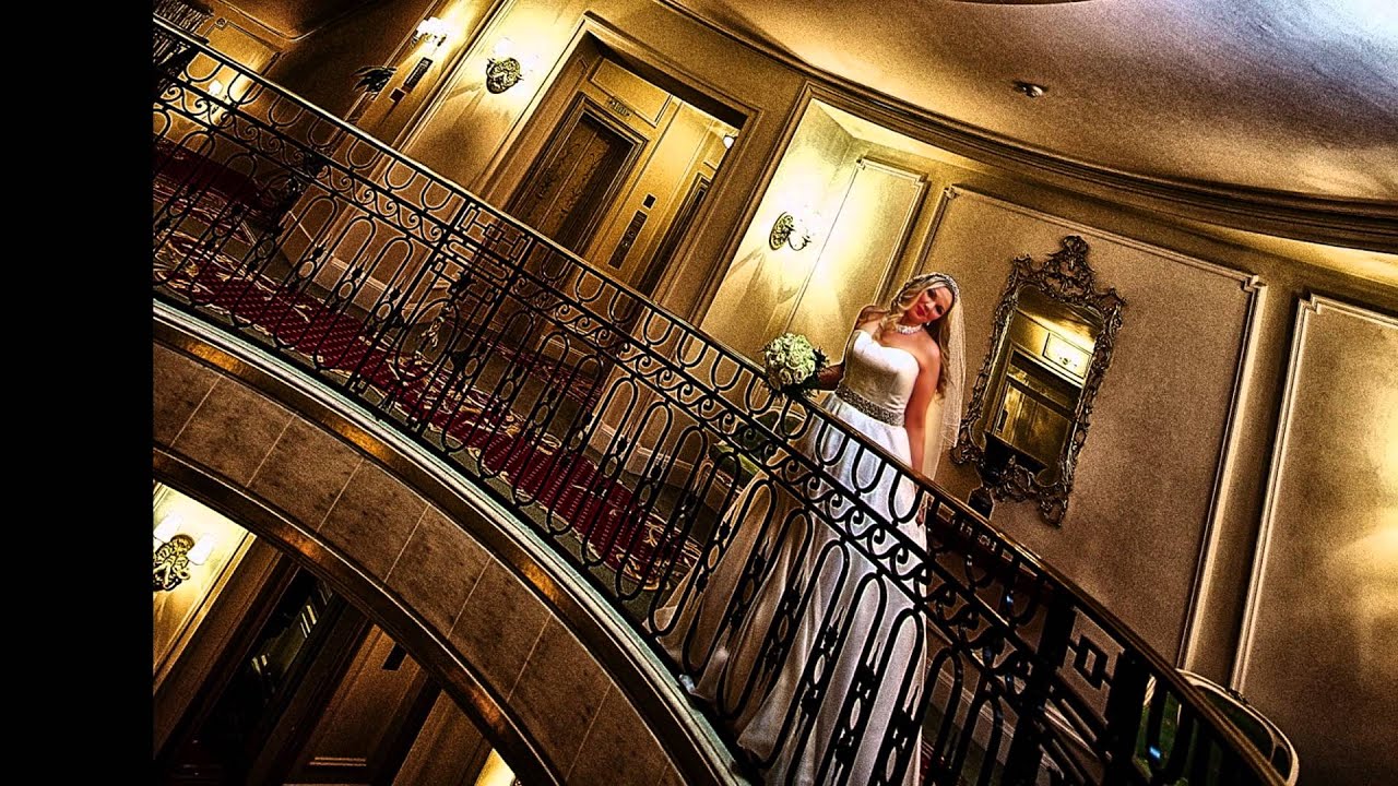 Lincoln's Inn wedding photographer | artistic wedding photographer London | the Ritz wedding