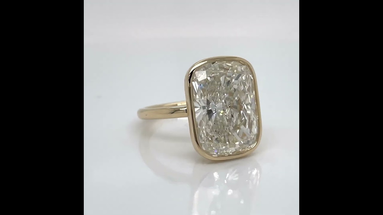 14Kt Yellow Gold Lab Diamond Ring