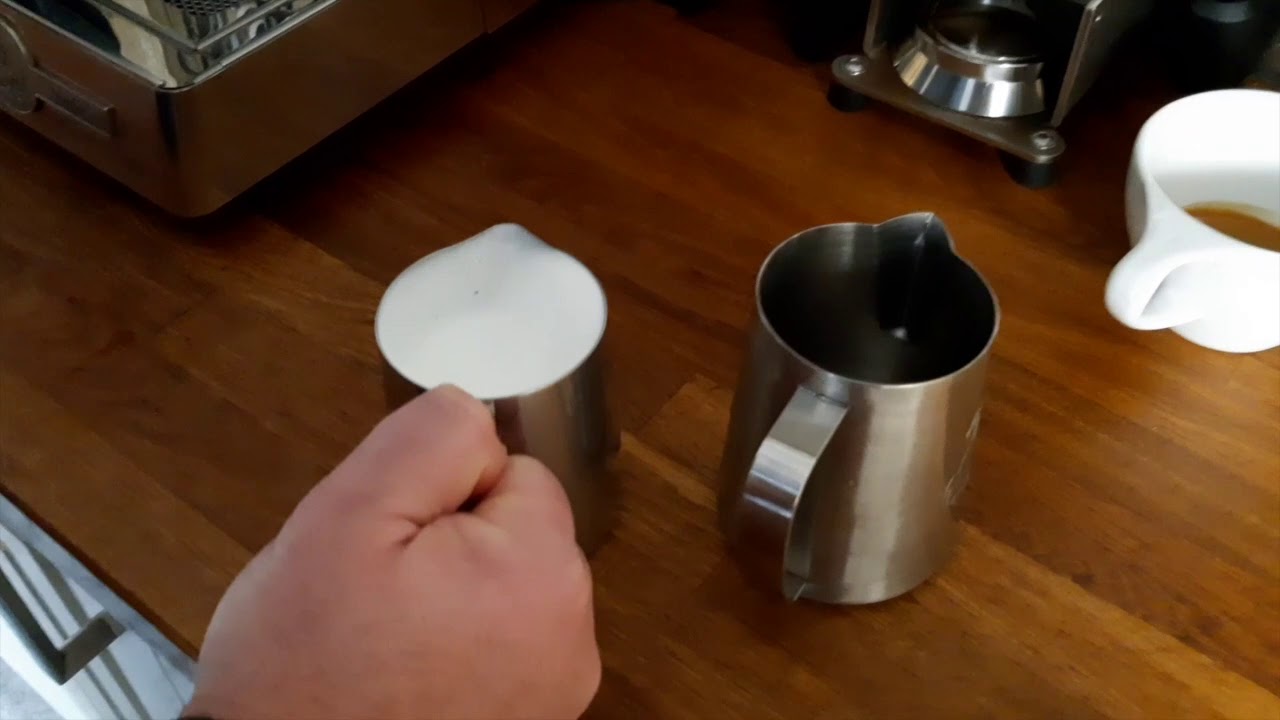 Steaming milk for latte art with a bfc single boiler espresso maschine