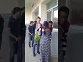 ابلة نعمة بتقلد مدرسة اجنبية وبتحضن الطلاب قبل الحصه بس يا ابلة دول مراهقيين