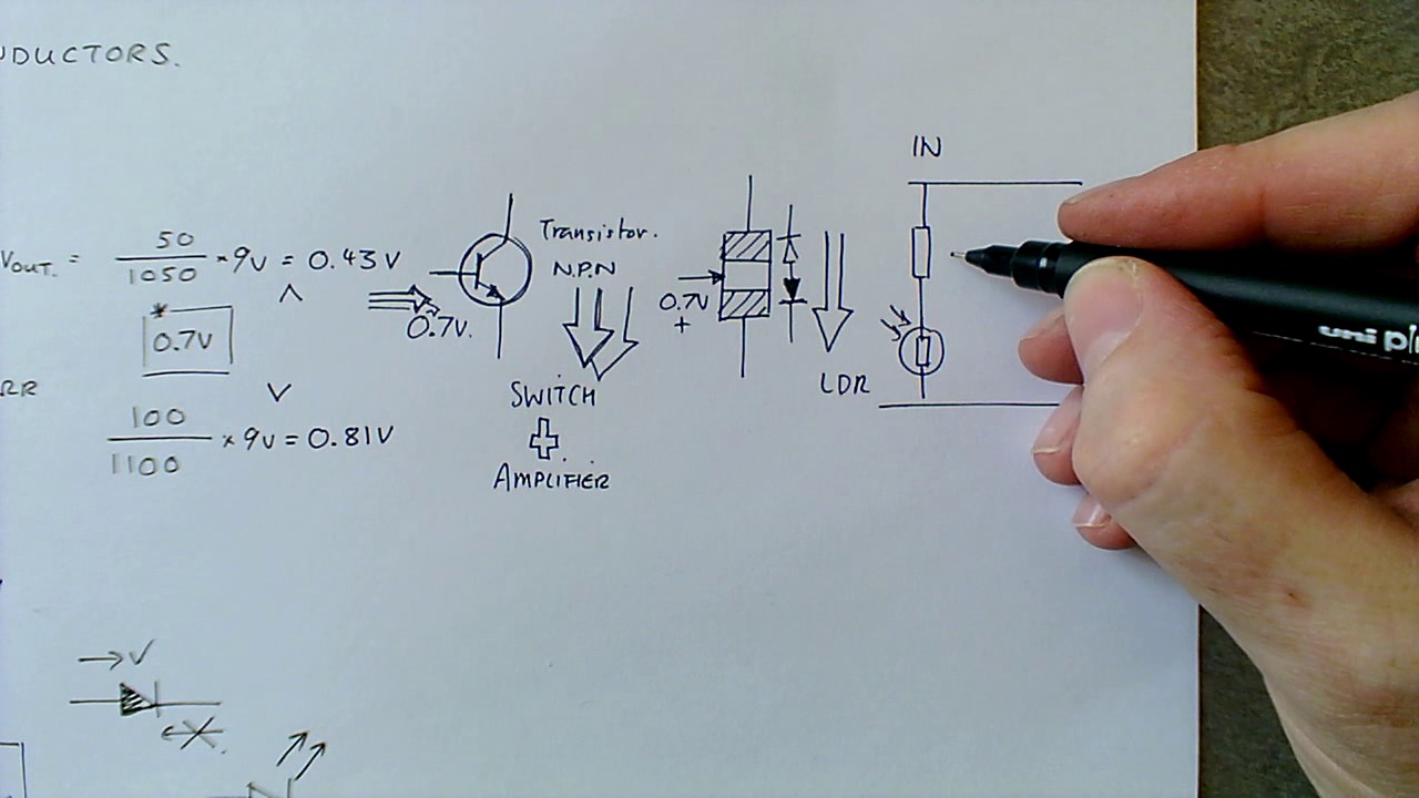 R113   8   Transistors
