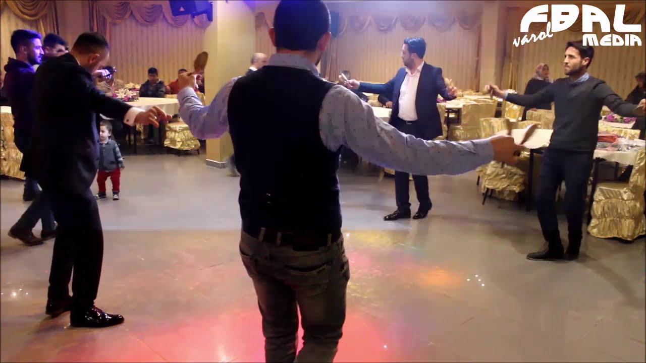 Çelebi Ertaş - Allah Biliyor & Kırmızı Motor & Bahçe Duvarından Aştım